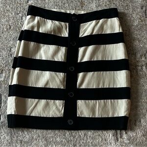 Club Monaco Black and Cream Button-Front Pencil Skirt size 4